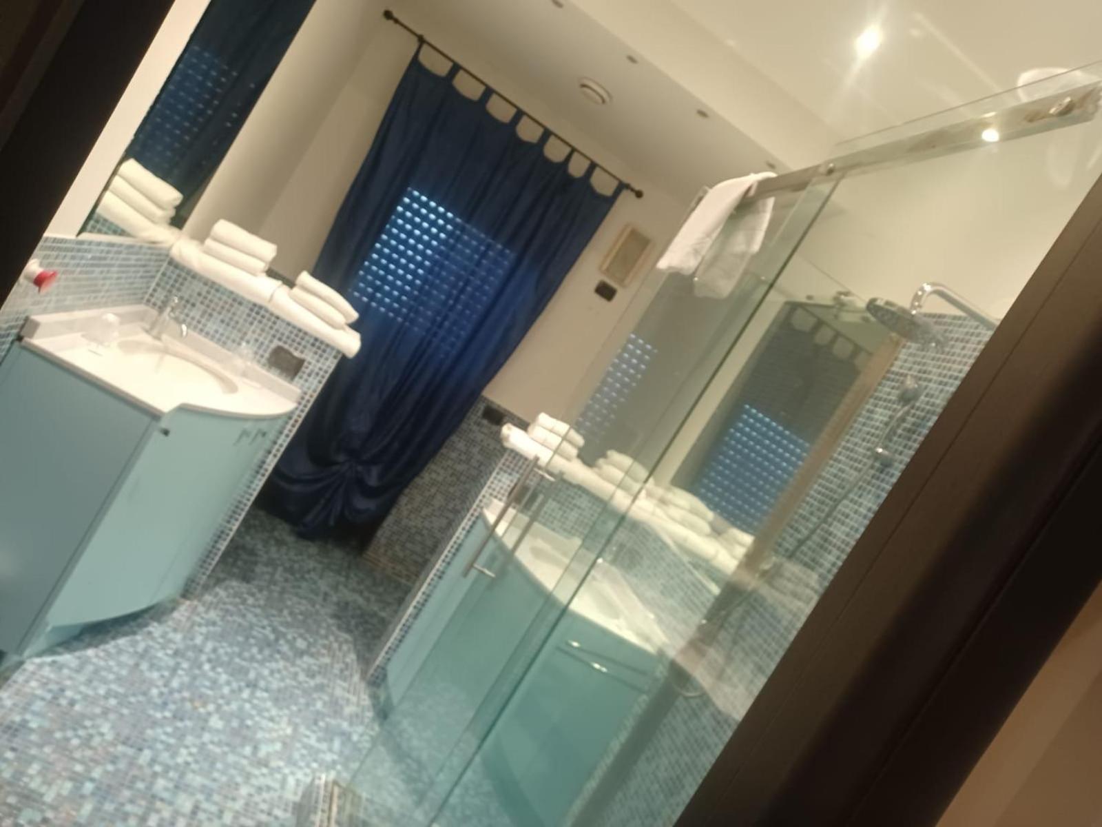 Residence Taverna П'яченца Екстер'єр фото